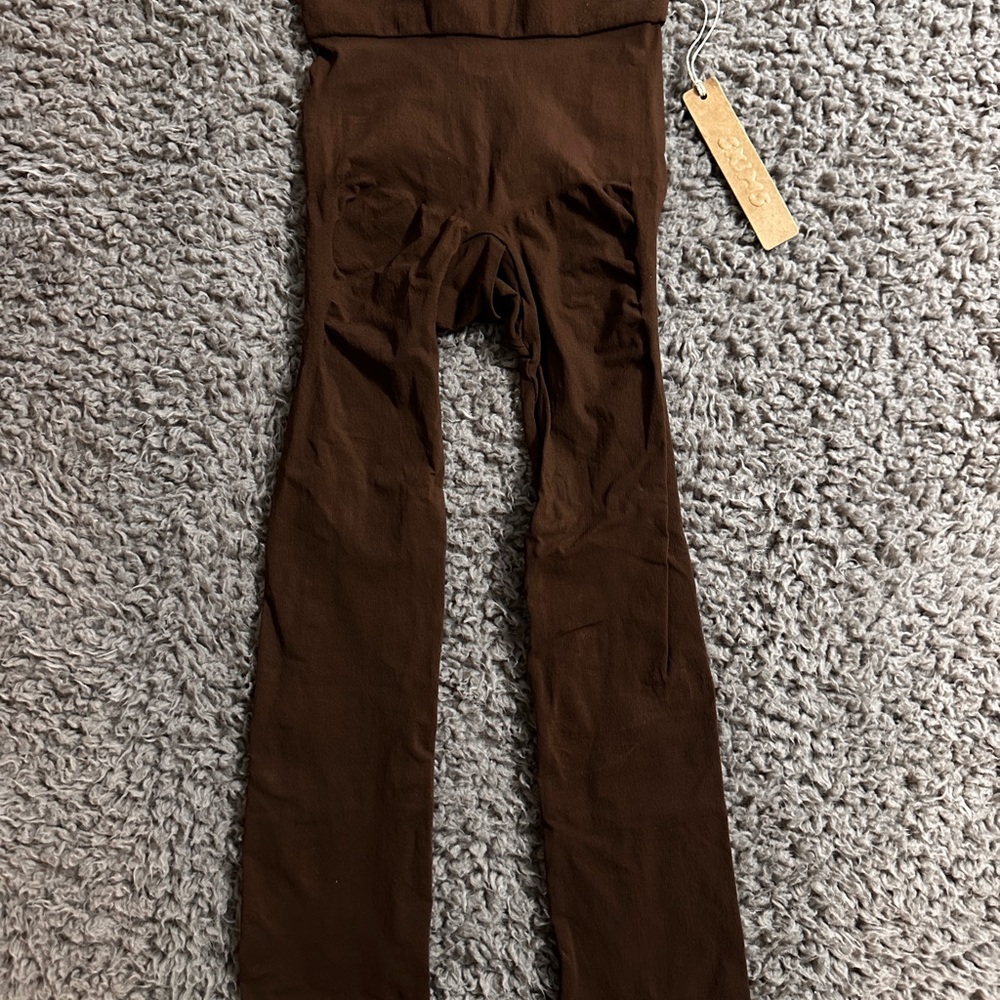 SKIMS Brown High-Waisted Leggings